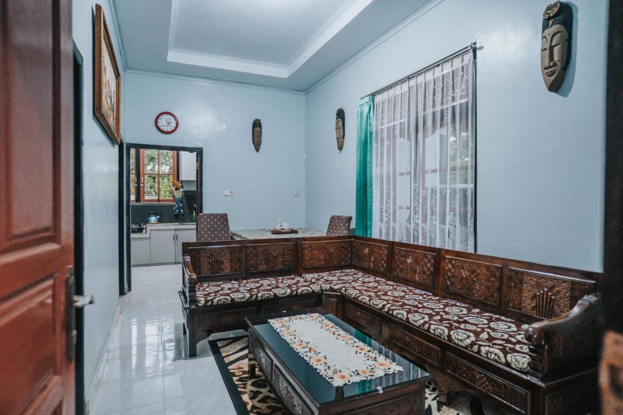 Homestay Agus Hidden - Banjar Sweet Village *
